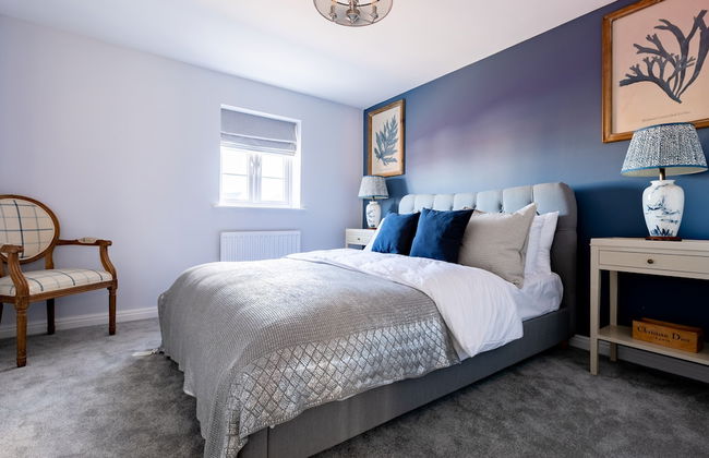 4 Bedroom Detached House 5mins Walk to Shopping Village - Foto 11