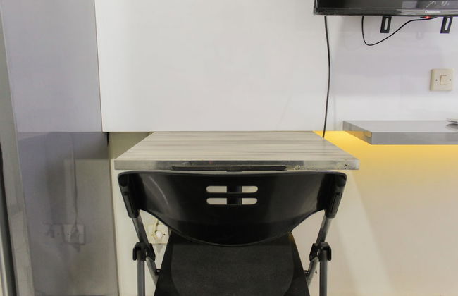 Nice and Cozy Studio City Park Apartment - Photo 19