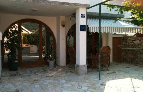 Apartment Batomalj - Photo 9