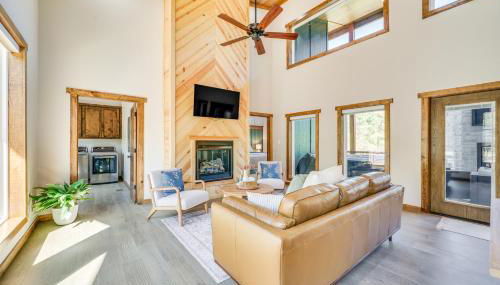 Broken Bow Cabin about 5 Mi to State Park with Hot Tub! - Foto 4