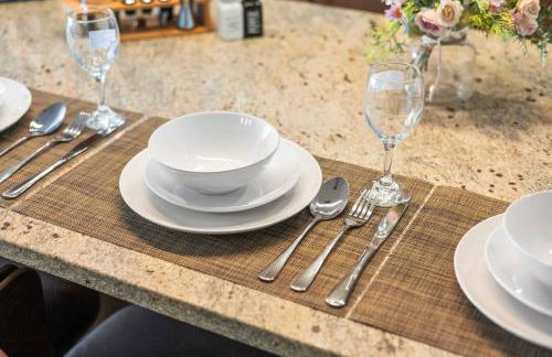 Beautiful Apt in Downtown w/Pool | Indoor Parking - Foto 16