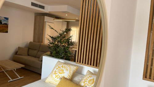 Duplex con terraza privada y parking a 15 minutos de Sevilla - Photo 3