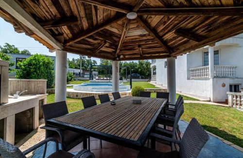 Holiday house with a swimming pool Radmani, Porec - 16440 - Photo 11