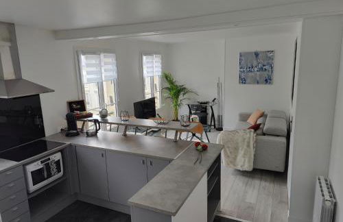 Lady Versailles - F2 proche Château et gare - Foto 1