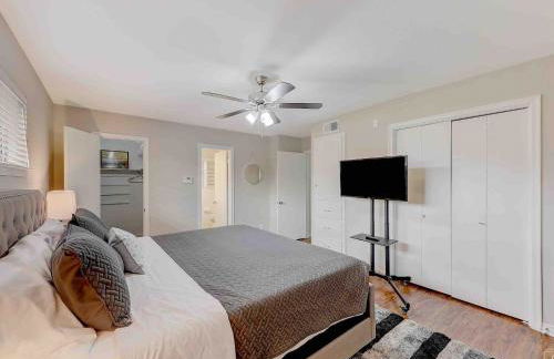 5 STAR House - Chic Mid-Century Modern Luxury Home - Foto 26