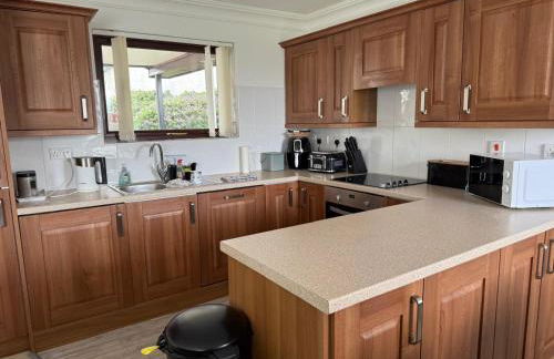 Ground Floor Beachside Apartment - Photo 10