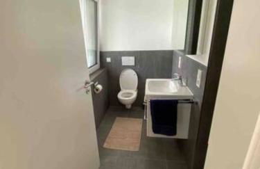 BG Living & Hosting - Stylish Luxury Apartments in the City Center - Parking, WiFi & Washing Machine - Foto 13