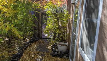 Studio apartment 15 minute walk to plaza - Foto 3