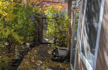 Studio apartment 15 minute walk to plaza - Foto 3