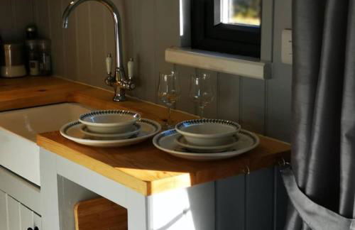 Pen-Rhos luxury glamping "Cuckoo's Nest" - Photo 4