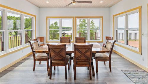 Lakeside 4BR Retreat Private, Peaceful & Scenic villa - Foto 5