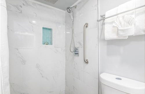 Waikiki City View at the Ilikai, Close to Beach - Foto 70