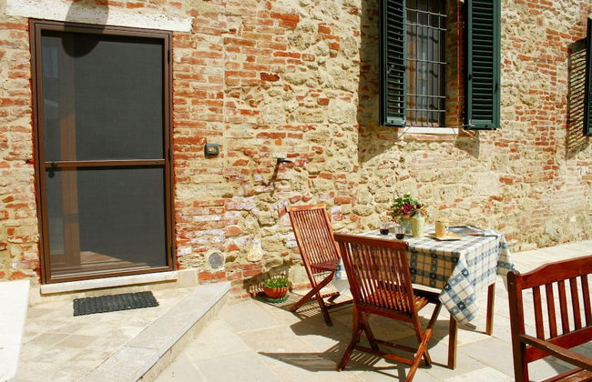 Lovely Farmhouse in Asciano With Swimming Pool - Foto 59