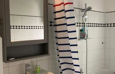 Ganze Wohnung mit Garten (Schwachhausen/Gete) - Foto 9