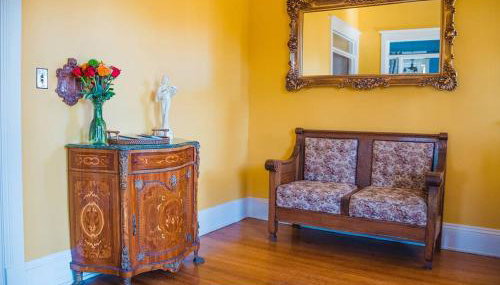 Maple House Large Vacation Home, Sleeps 7 Pet Friendly Great Location - Foto 3