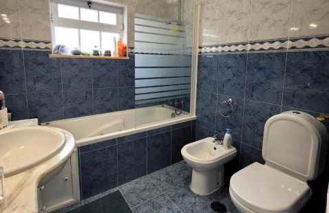 Villa soleada con total tranquilidad - Photo 3