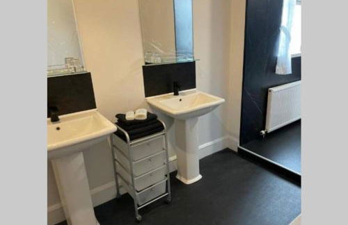 Preston Villa, spacious ground floor apartment - Foto 7