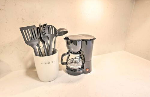 Honolulu Vacation Rental Walk to Beaches - Foto 9