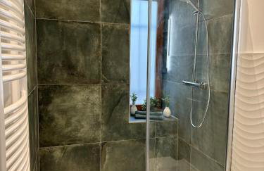 Cool Industrial Flat for 5 - Foto 8