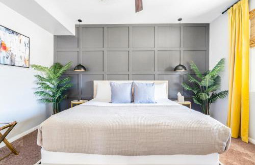 GAMEROOM, King Beds, Movie Projector, Heated Saltwater Pool, Golf and Games! - Foto 2