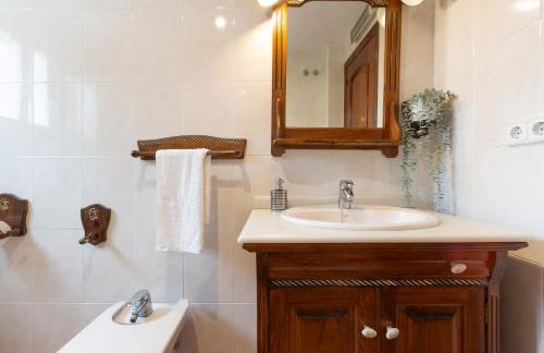 The Ocean Retreat - Beach Villa 30m next to the sea - Photo 13