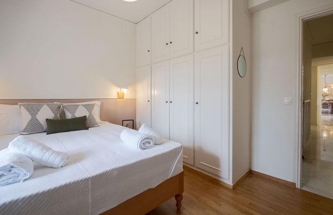 Mid-Century Modern Villa Vintage Charm - Foto 9