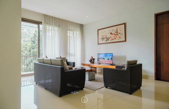 Chamomile Hill View 6BR Villa pool and movie room - Photo 12