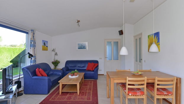 Bungalow Near Veerse Meer & Beach - Foto 2, Sala de estar