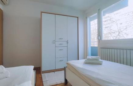 Kruge - 3 bedroom apartment & private garage - Photo 25