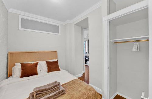 Gramercy Apartment - 3BR 2BA Modern Central - Foto 24