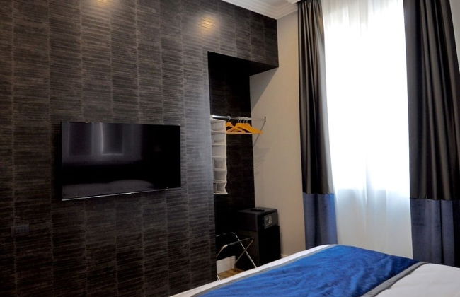 Place 24 Suites & Wellness - Photo 13