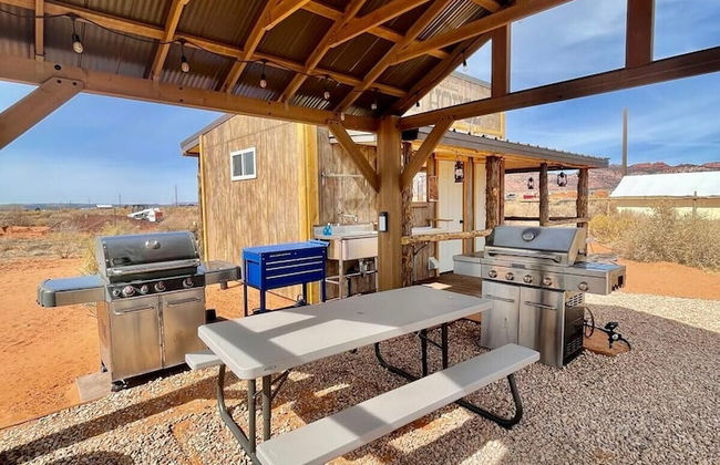 Cozy Glamping Retreat Between Zion & Bryce Canyon - Photo 28