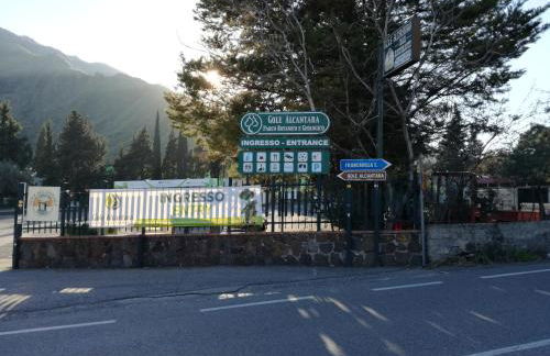 Casa Fronte Gole Alcantara - Foto 23