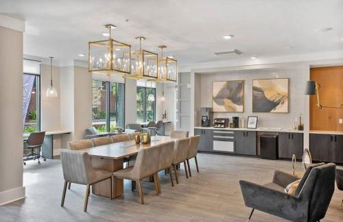 New Jax City Rooftop Pool - Foto 26