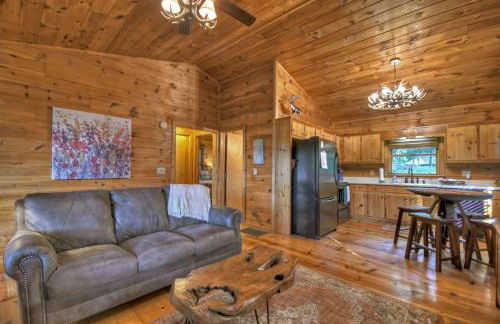 Bearfoot Ridge Wood-burning fireplace cozy hot tub serene views - Foto 18