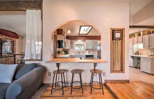 Arvada Home with Deck and Game Room Near Olde Town! - Foto 8