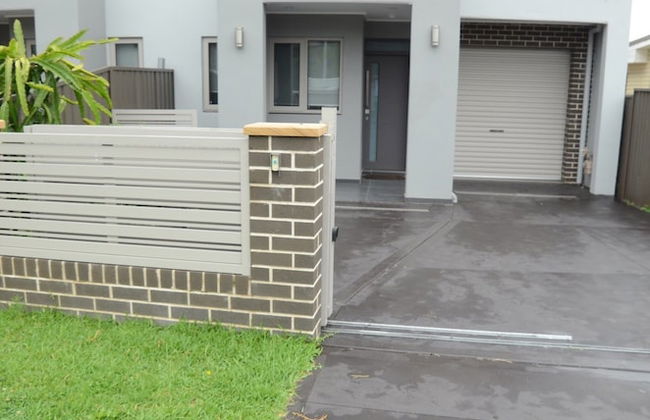 Newly Built and Spacious Home - Foto 18