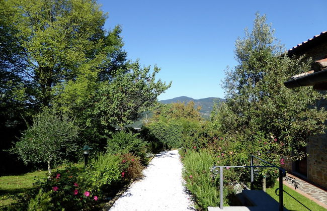 Holiday Home in Montecarelli With Pool - Foto 16