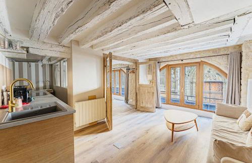 2BR apartment next to Notre Dame de Paris - Foto 3