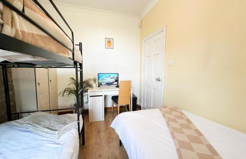 Wembley Stadium Maisonette Rooms - Foto 23