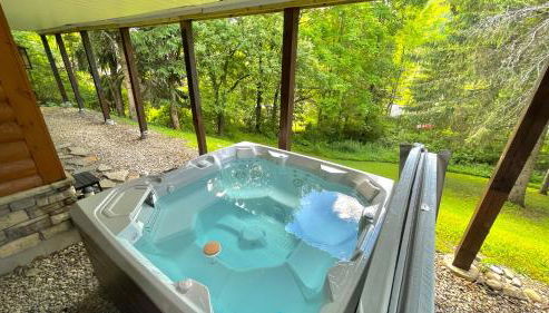 Gorgeous 5 Bdr with Hot Tub - Walk to Holi-Mont! - Foto 5