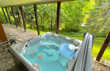 Gorgeous 5 Bdr with Hot Tub - Walk to Holi-Mont! - Foto 5