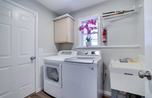 Cozy Poconos Retreat Hot tub, Game room and igloo - Foto 13