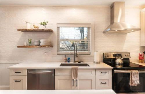 Newly Renovated 3BR Country Oasis Near Conway Lake - Foto 5