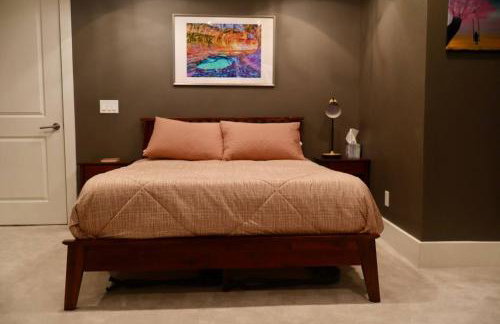 25-Bed, Amenity-Rich Estate in a Private Forest - Foto 39