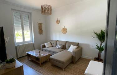 Maison rénovée proche centre ville - Foto 1