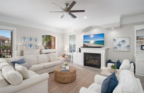 Luxury Community Pool, Hot Tub and Beach and Games - Foto 3