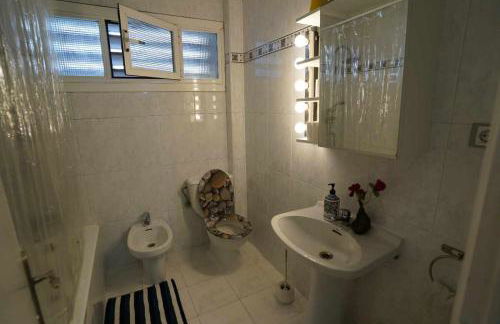 Apart 2 terrazas para 4 personas Bilbao centro - Foto 44