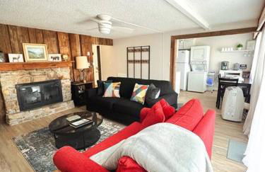 Cozy & Peaceful View - Walk2Resort - Fireplace - Foto 4