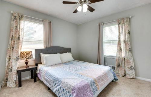 Family Home with Yard - 25 Mi to Downtown Atlanta! - Foto 23